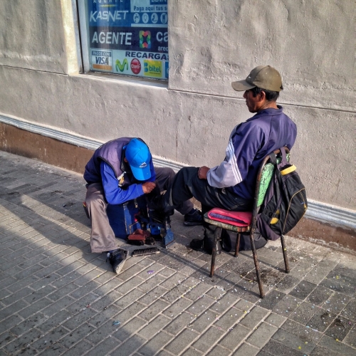 Shoeshiner Street Puno Peruvian Cultural Quirks