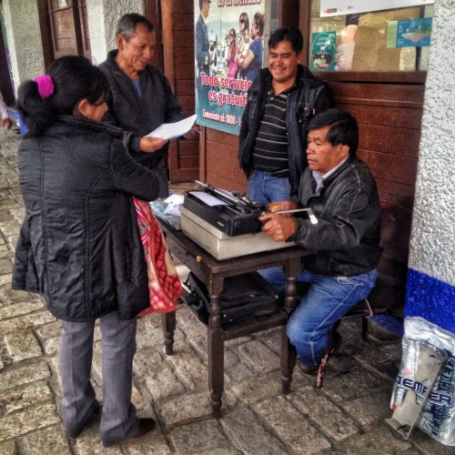Typewriter Documents Computer Illiterate Huaraz Peruvian Cultural Quirks